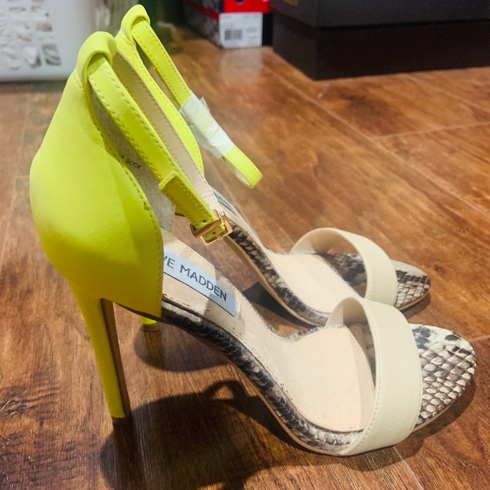 Steve Madden Heels size 6.5 BRAND NEW !